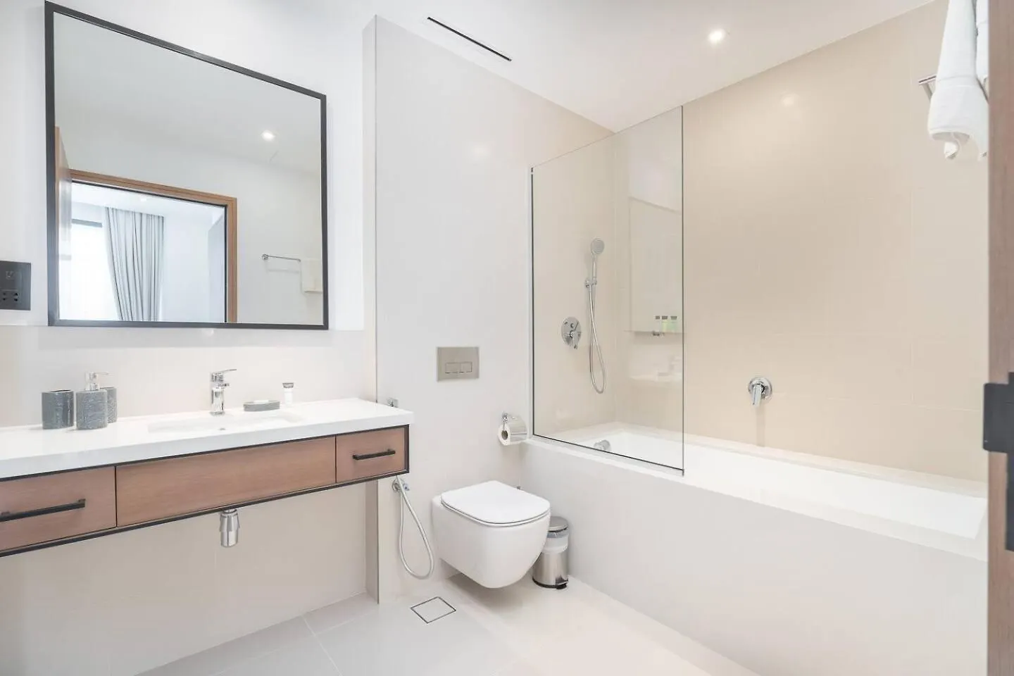 Vida Dubai Marina Luxury Apartment