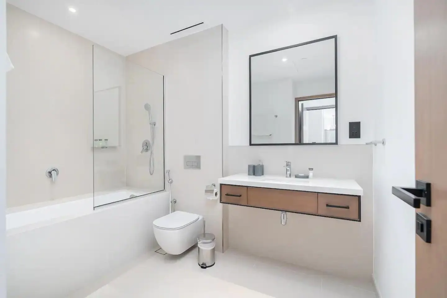 Vida Dubai Marina Luxury Apartment